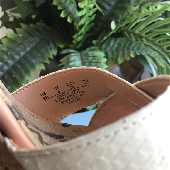 Summer🕶🌈🌼Sam Edelman women’s- size 8 - Picture 6 of 8